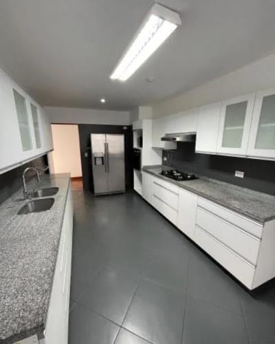 Estupendo Departamento con Terraza en SAN ISIDRO zona GOLF us d