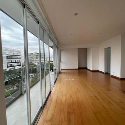 MODERNO DEPARTAMENTO CON TERRAZA BBQ SALIDA A PARQUE EN MIRAFLORES PARQUE BLUME