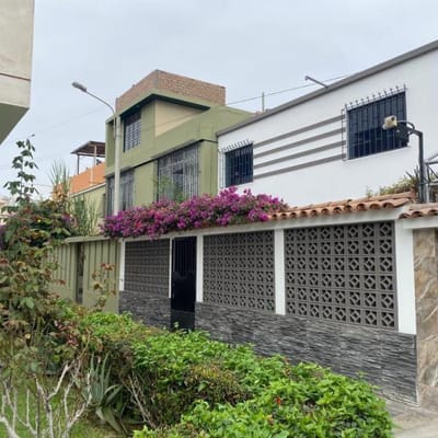 Ocasin de Venta Casa en Pueblo Libre