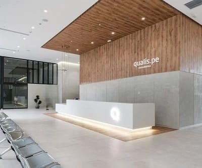 VENDO de Estreno Consultorio Medico Edificio Qualis