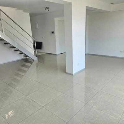 SE VENDE DUPLEX SAN BORJA