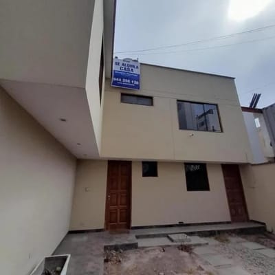 SURQUILLO  CASA EN ALQUILER  S