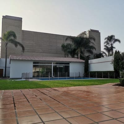 ESPECTACULAR CASA EN URB SANTA TERESA  SURCO 