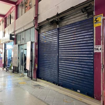 En Venta Local Comercial a pasos del Ovalo Higuereta