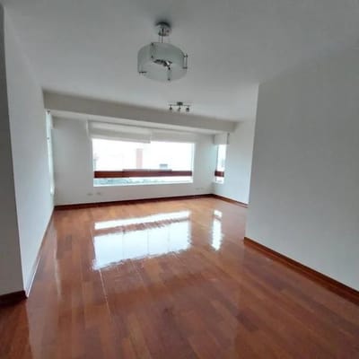 ALQUILO DEPARTAMENTO  DORMITORIOS EN LAS GARDENIAS  SURCO  US