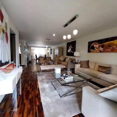 SE VENDE MODERNA CASA EN SAN BORJA AT M PRECIO US