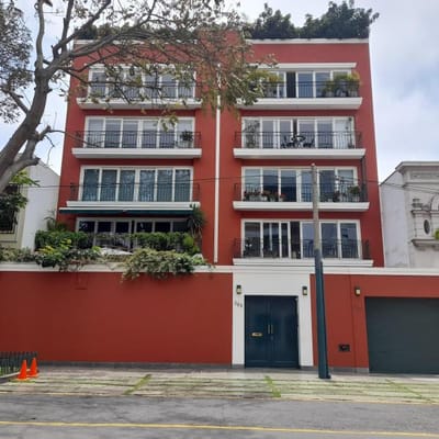 Alquilo Departamento Amoblado rodeado de seguridad