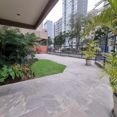 Vendo Departamento Remodelado en Miraflores