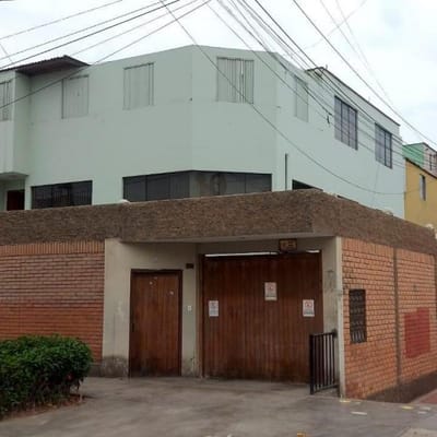 Casa en  Venta REMODELADA  Av Libertad San Miguel