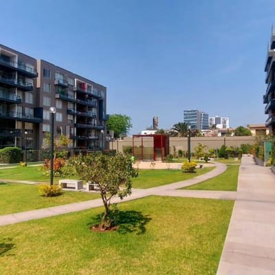 Se Vende Exclusivo Departamento Area de Piscina Gimnacio Salon SUM