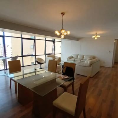 Alquilo departamento en San Isidro cruce de av Palmeras  av Javier Prado O