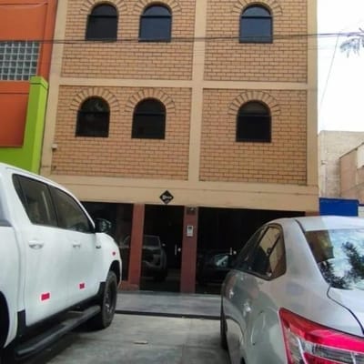 ALQUILO OFICINAS DE M EN SAN BORJA CERCA AL PENTAGONITO