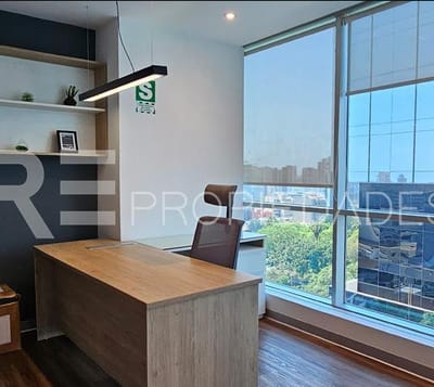 L Oficinas en San Isidro financiero con vista al parque Abtao  Alquiler
