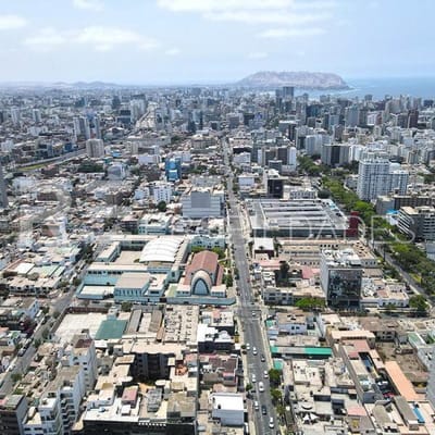 R Terreno para desarrollo en Miraflores  Venta