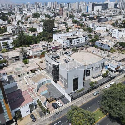 C Venta de inmueble en Miraflores  Venta