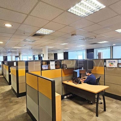 L Oficina amoblada en Magdalena Av Del Ejrcito