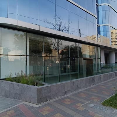 Locales comerciales de estreno en Santa Luisa  Alquiler