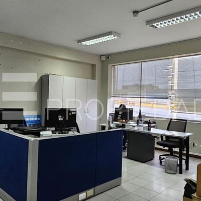 L Oficina implementada y amoblada en el Callao  Venta