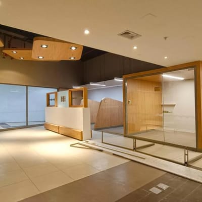 R Alquiler locales implementados en Gamarra Gama Moda Plaza  La Victoria