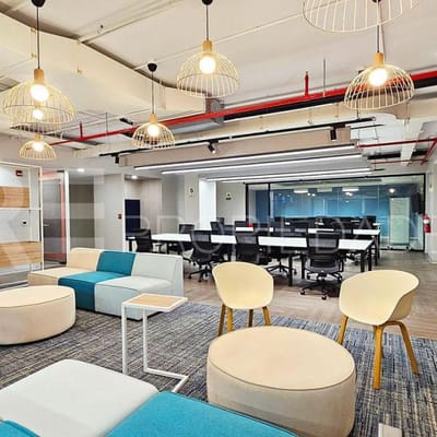 L Oficinas amobladas en San Isidro financiero Torre Navarrete