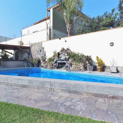 Hermosa Casa en Condominio  Primera Etapa de la Rinconada del Lago