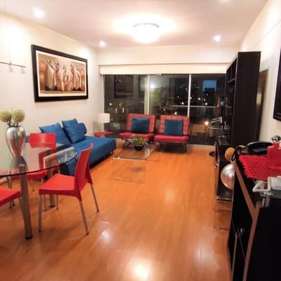 ACOGEDOR DEPARTAMENTO EN VENTA  MIRAFLORES