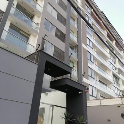 Exclusivo Departamento en Valle Hermoso  Surco