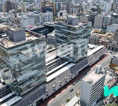 WEENS ALQUILA  OFICINA EN SAN ISIDRO EMPRESARIAL Cerca al GOLF Limite con Miraflores