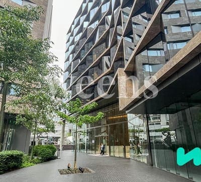 WEENS Business Alquila local de  m en edificio prime de San Isidro