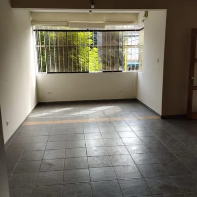 ALQUILO DEPARTAMENTO A PASOS DEL OVALO GUTIERREZ