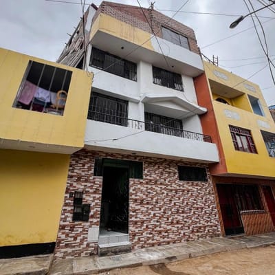 VENTA CASA CALLAO  AV ELMER FAUCCET Y AV COLONIAL