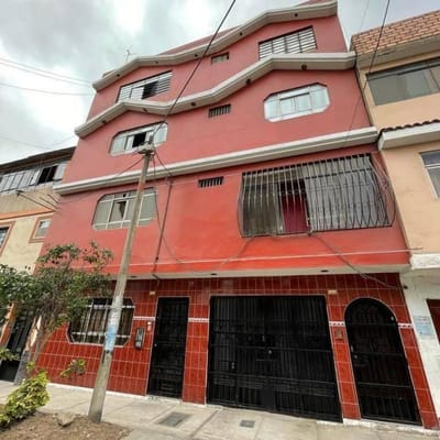 SE VENDE EDIFICIO PARA VIVIENDA TALLER EN SMP