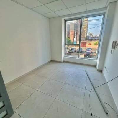 VENTA DE OFICINA EN LA ZONA MS COMERCIAL DE SAN MIGUEL