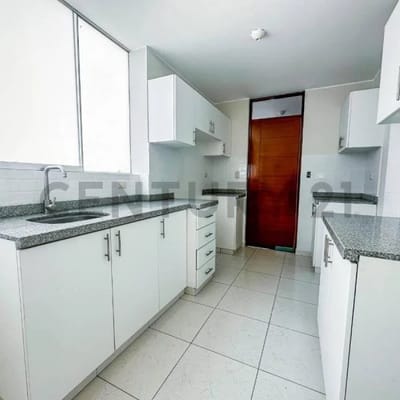 VENDO DEPARTAMENTO DE ESTRENO FRENTE A PARQUE EN LA PERLA