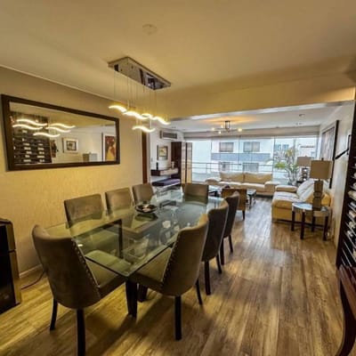 VENDO DEPARTAMENTO TRIPLEX  HABITACIONES EN TAMBO DE MONTERRICO DE SURCO