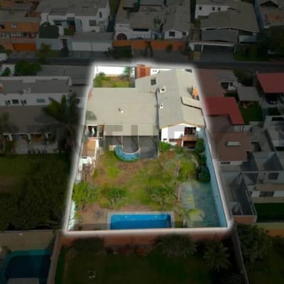 VIVE COMO TE MERECES CASA DE ENSUEO CON PISCINA EN LA MOLINA