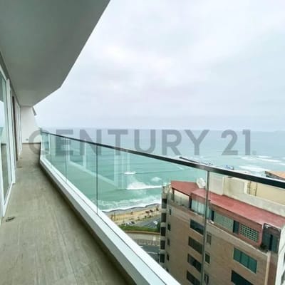 EXCLUSIVO Y ESPACIOSO DEPARTAMENTO CON ESPECTACULAR VISTA AL MAR