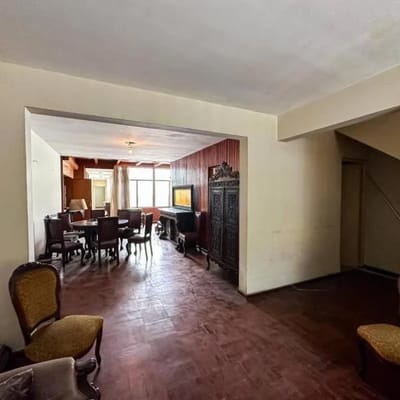 SE VENDE CASA COMO TERRENO
