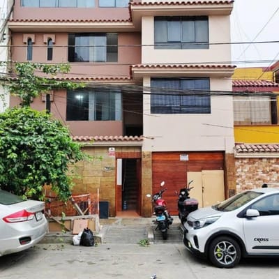 OPORTUNIDAD DE INVERSIN IRRESISTIBLE EN EDIFICIO DE  PISOS  LA PERLA ALTA