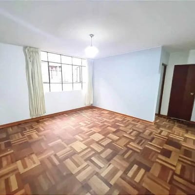 Remato Amplio Departamento en Pueblo Libre