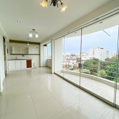 DEPARTAMENTO  AIRES CON VISTA A PARQUE EN ZONA CNTRICA DE SAN MIGUEL