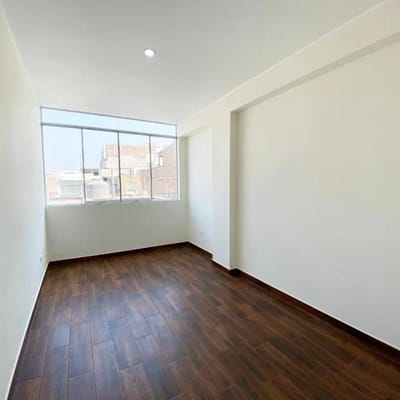 VENTA DE FLAT EN LIMITE DE LA MOLINA CON ATE