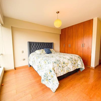 VENTA DPTO EN MONTERRICO SURCO