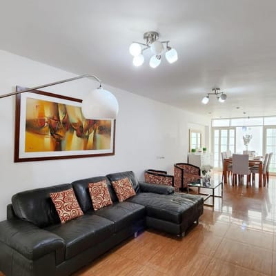 Casa de  Pisos en Venta  Pasaje Baha Pisco  San Miguel