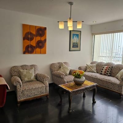 LINDO TRIPLEX AMOBLADO  M DORMITORIOSCOCHERA CESAR VALLEJO LINCE
