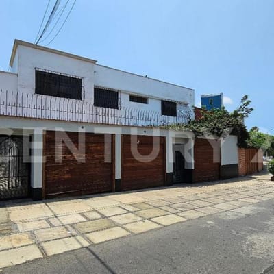 Calle Juan de la Fuente  Miraflores Ubicacin estratgica Exel Inversin