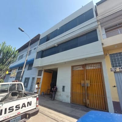LOCAL INDUSTRIAL EN ALQUILER EN ZONA INDUSTRIAL ATE VITARTE
