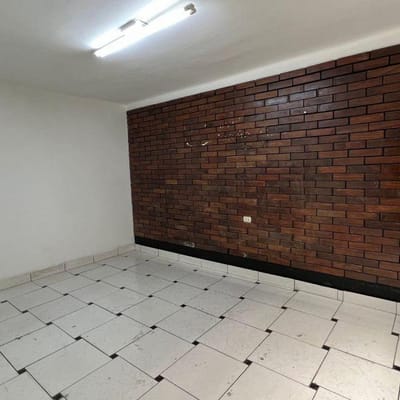 OPORTUNIDAD COMPRA LOCAL PUERTA A CALLE