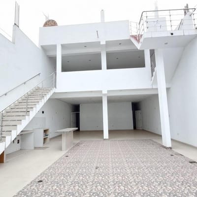 ALQUILER O VENTA LOCALCASA COMAS
