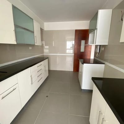 SE VENDE DUPLEX M   COCHERA   DEPSITO EN SAN ISIDRO
